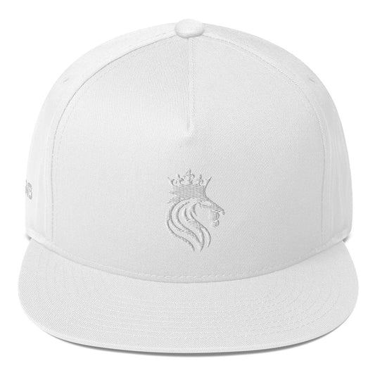 THE CROWDED LION Flat Bill Cap White on White